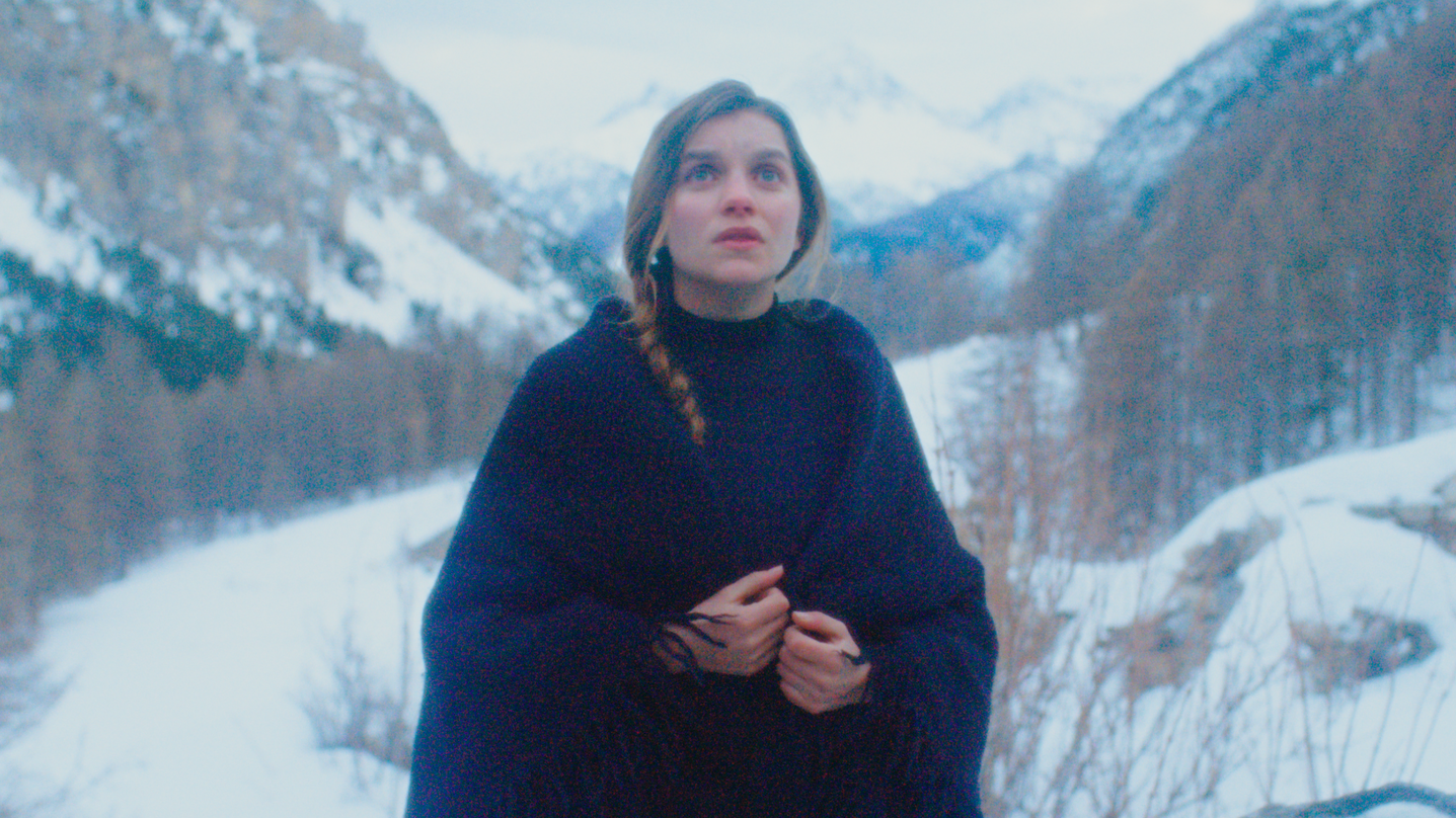 The Girl in the Snow v2