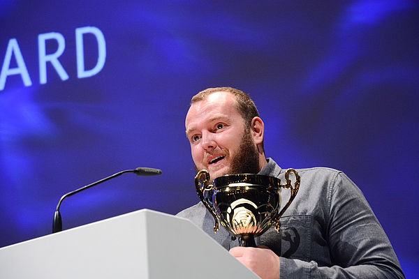 02 Director Mikhail Raskhodnikovs Vremennye trudnosti Temporary Difficulties wins the German Independence Award for Best Film and th